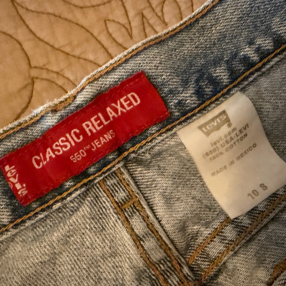 VTG 90s Y2K Levi's 550 Classic Relaxed Fit Worn Wash Jeans, Size 10S - Picture 12 of 13